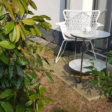Pensión With Private Garden No Kitchen *